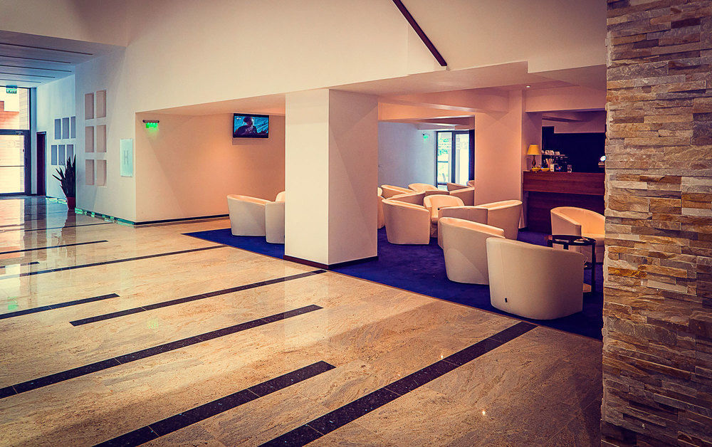 Perla Hotel Slănic-Moldova Buitenkant foto