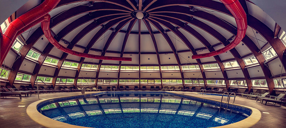 Perla Hotel Slănic-Moldova Buitenkant foto